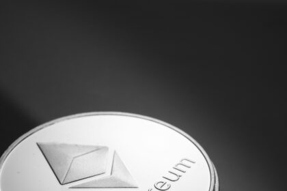 CRO Soars 35%: Trump ETF Fuels Fire—Can It Reach New Heights?