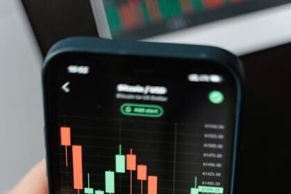 Kiyosaki Reveals: Bitcoin FOMO Could Ignite Unstoppable Wealth Surge!