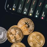 The Gilded Enigma:ています Trump’s Bitcoin-Embracing Statue Challenges Washington’s Future