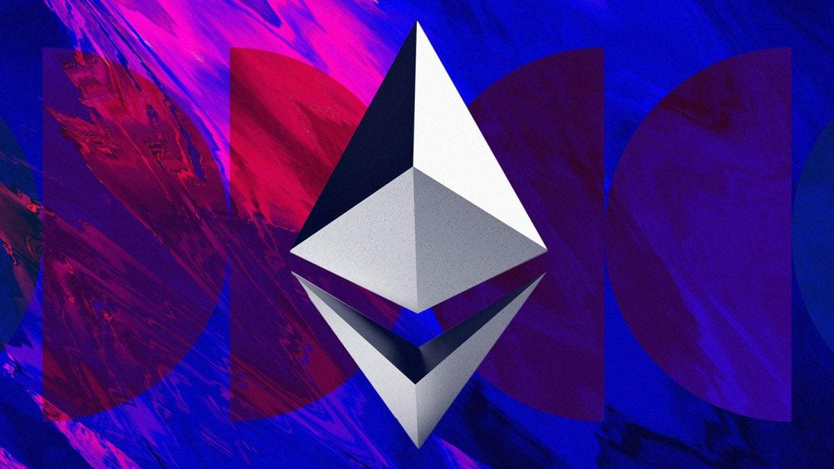 Ethereum’s $3,700 Standoff: A Quiet Re-Accumulation Revolution Brewing?