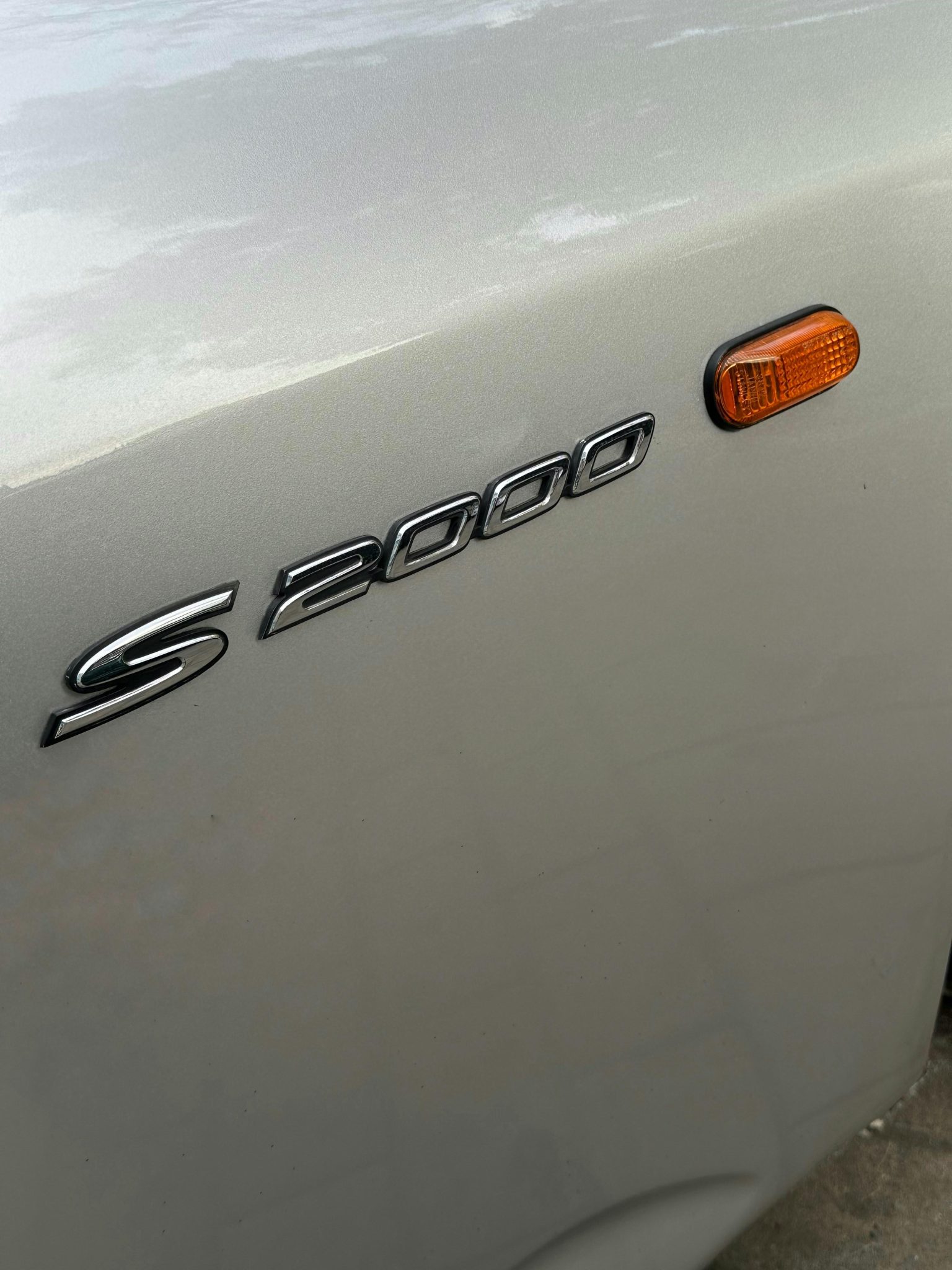 S&P 500, Nasdaq gain as Apple and Amazon soar on earnings